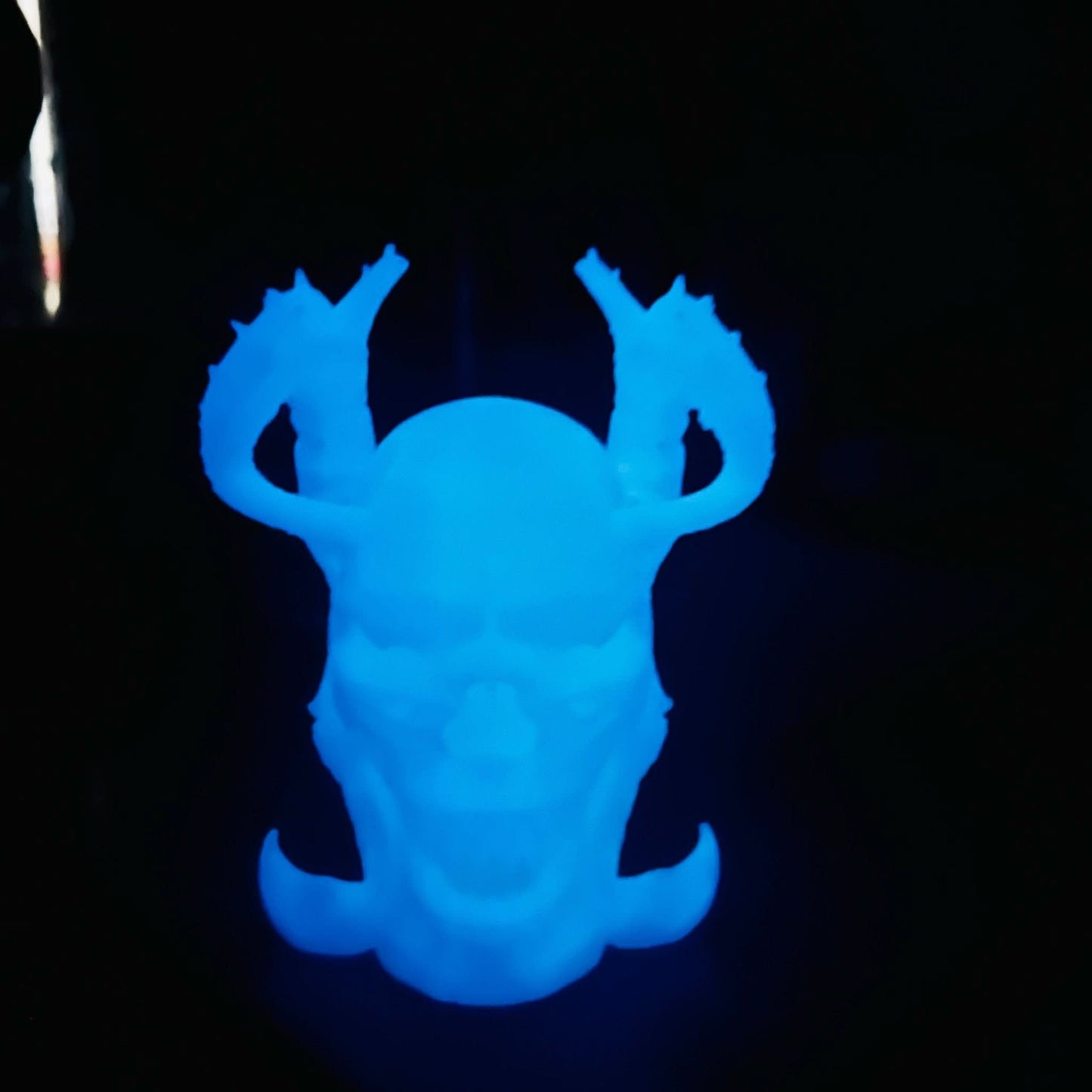 3D Printed Skull Candle Holder with Horns – Glow - in - the - Dark Gothic Decor & Halloween Night Light - iPrinToronto